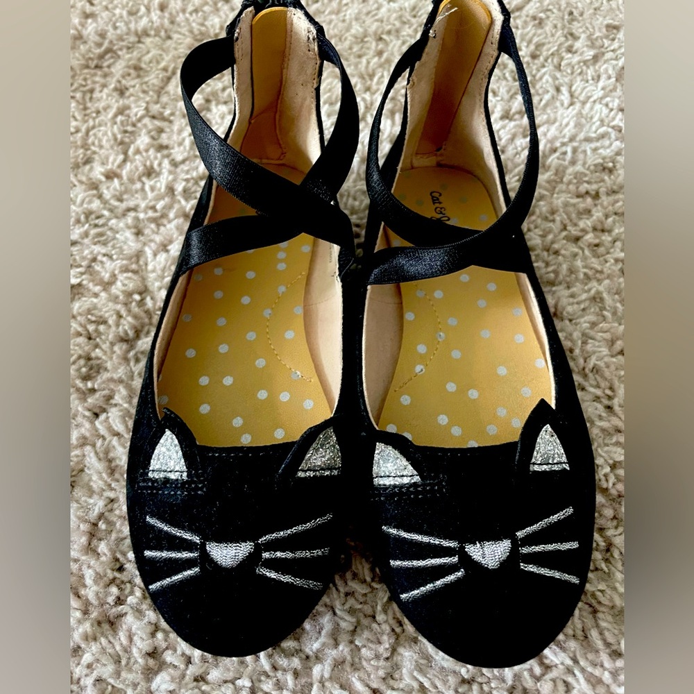 Little girls size 12 black flats